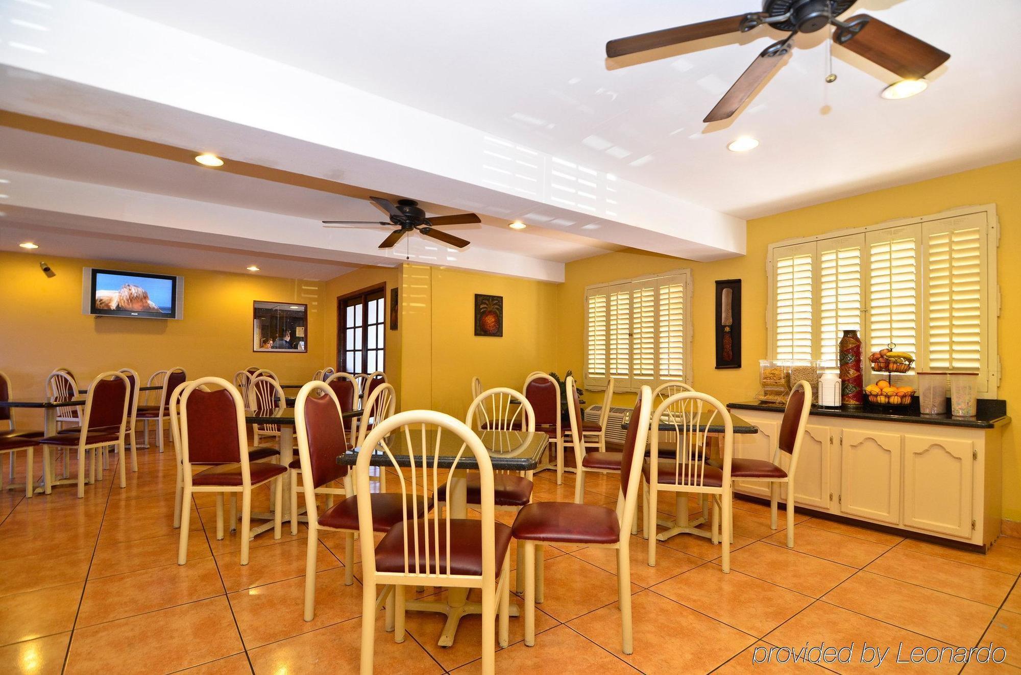 Hotel Super 8 By Wyndham Airport El Paso