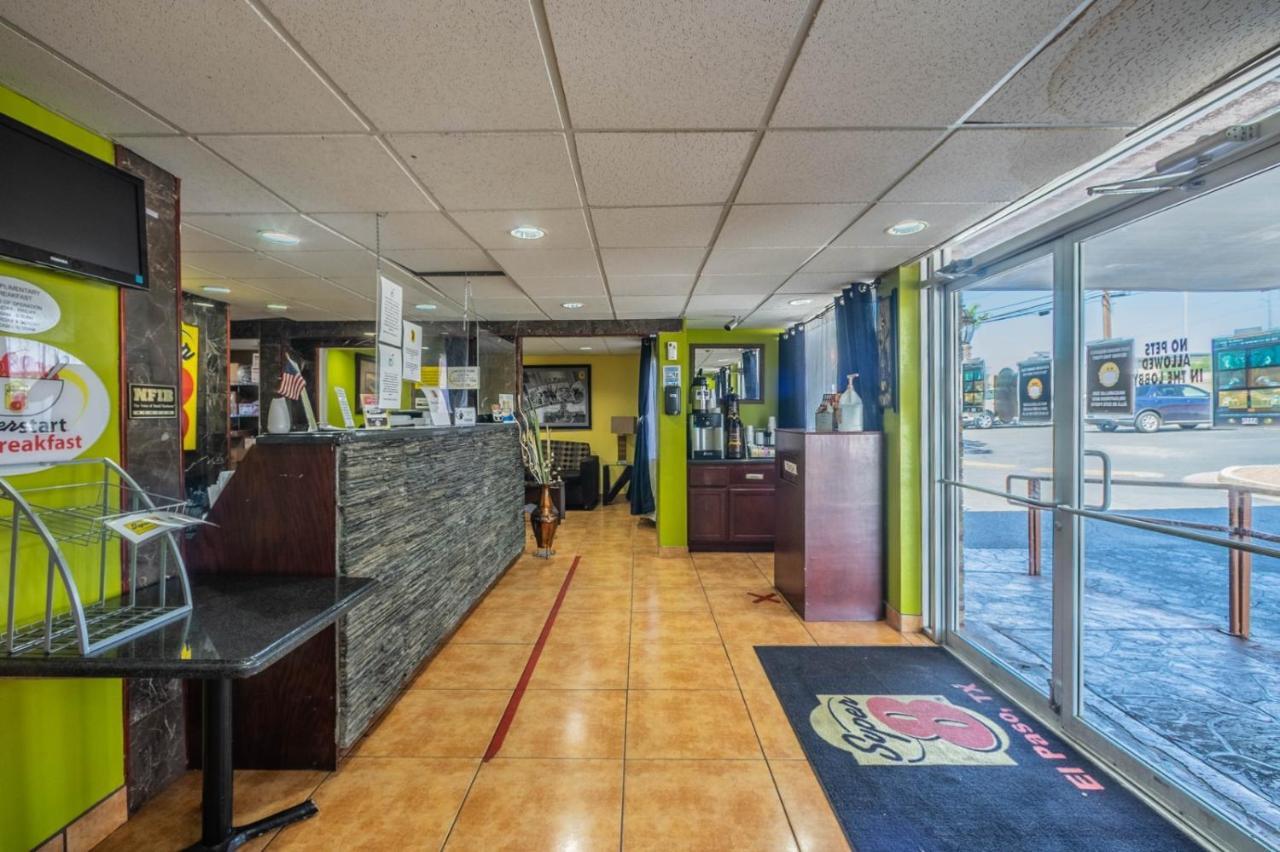Hotel Super 8 By Wyndham Airport 2*